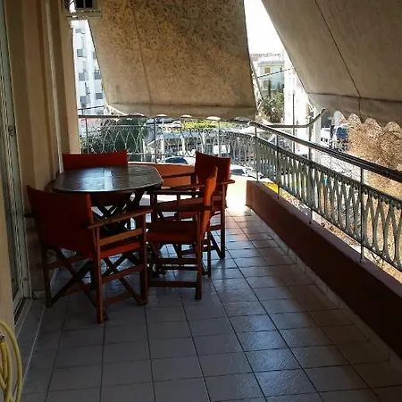 Athenian Luxury Apartment, Near Metro Station Chalandri, Nu 2-2